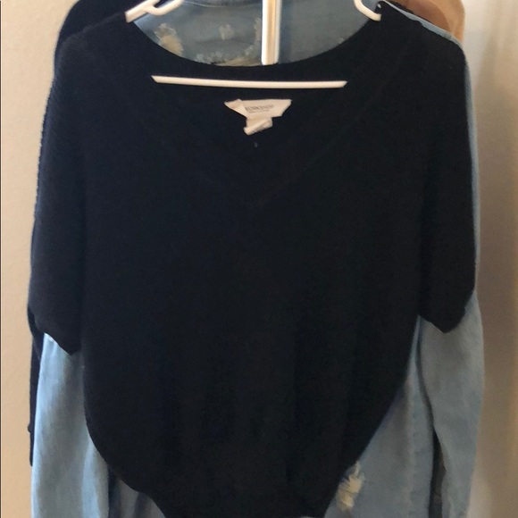 Top - Picture 1 of 3